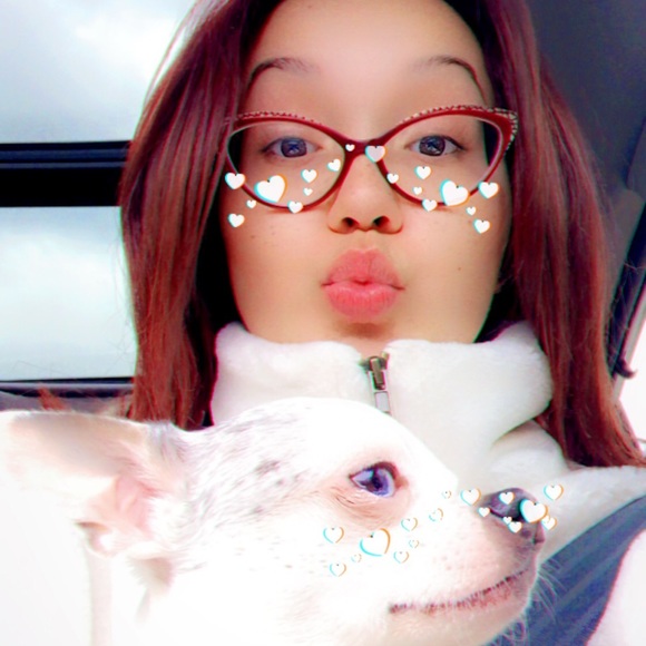 Meet your Posher, Valeria - Picture 1 of 1